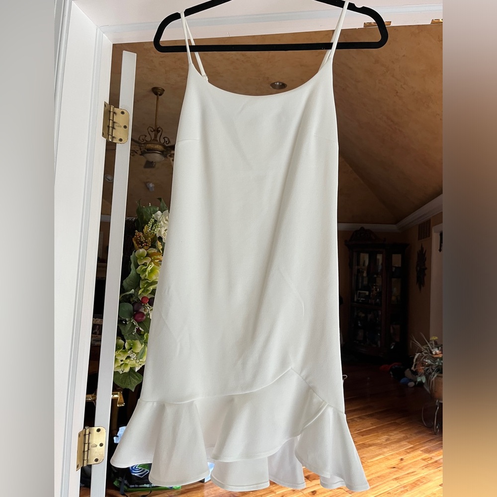 EUC white Olia  dress with ruffle adjustable spaghetti straps and back zip